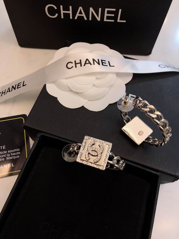 Chanel Earring 06yxs225